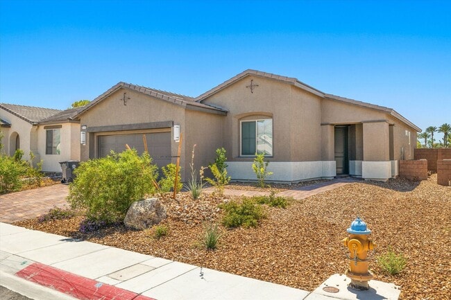 Photo - Spacious 3-Bed, 2-Bath Home with 2-Car Gar...