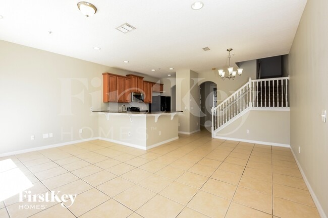 Photo - 9576 Silver Buttonwood St