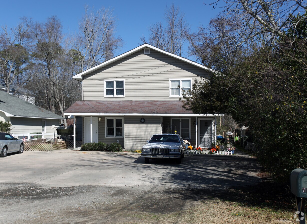 718 Juniper Dr S Apartments Surfside Beach, SC