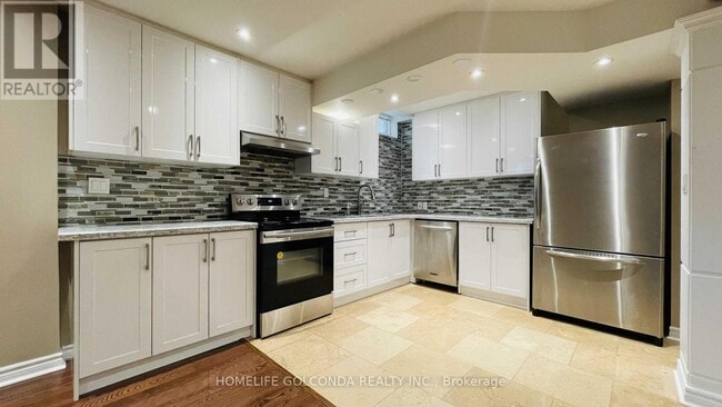 Photo - 110 A Bond Crescent