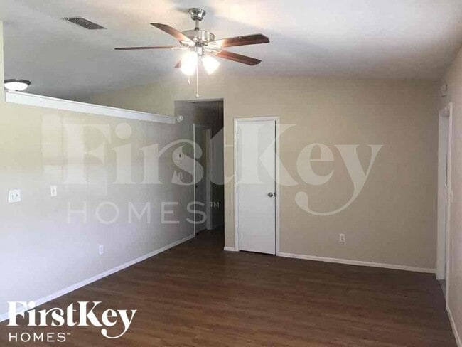 Photo - 1209 NE 18th Pl