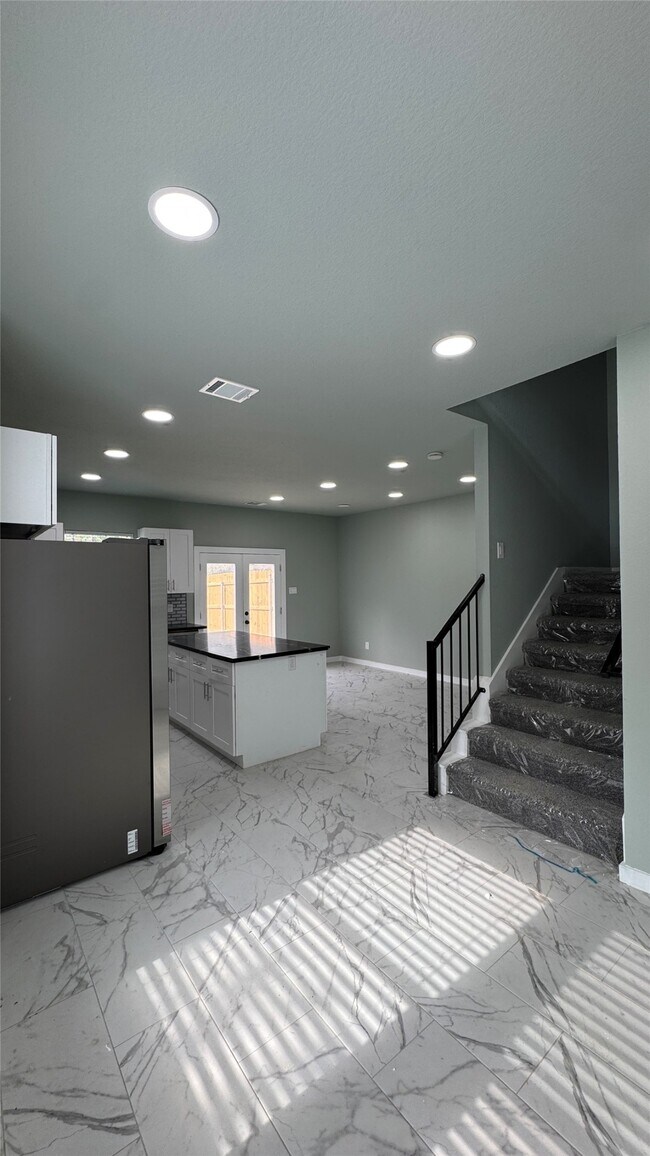 Photo - 121 S 10th St Unit A