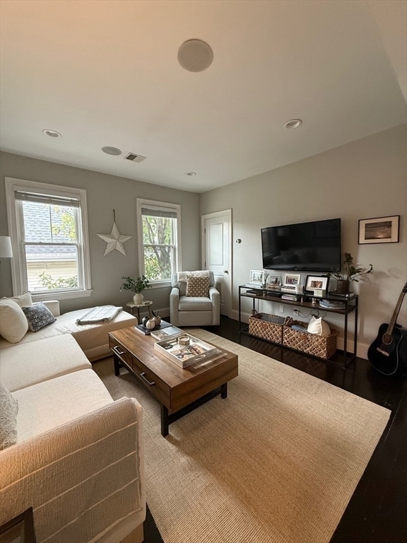 Photo - 332 Ashmont St