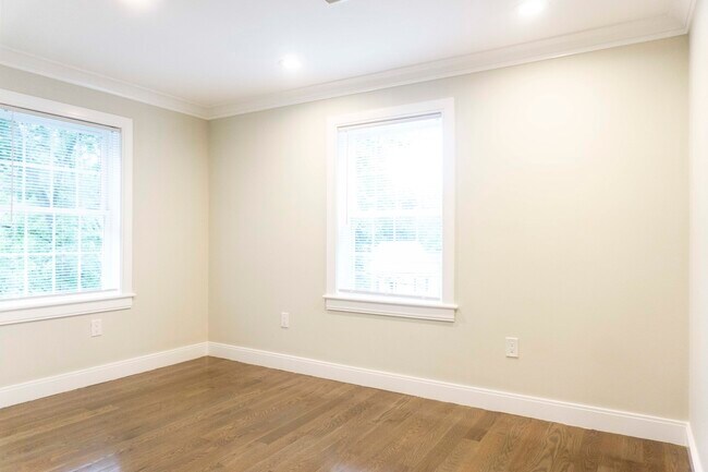 Photo - 54 Atkins St Unit 2