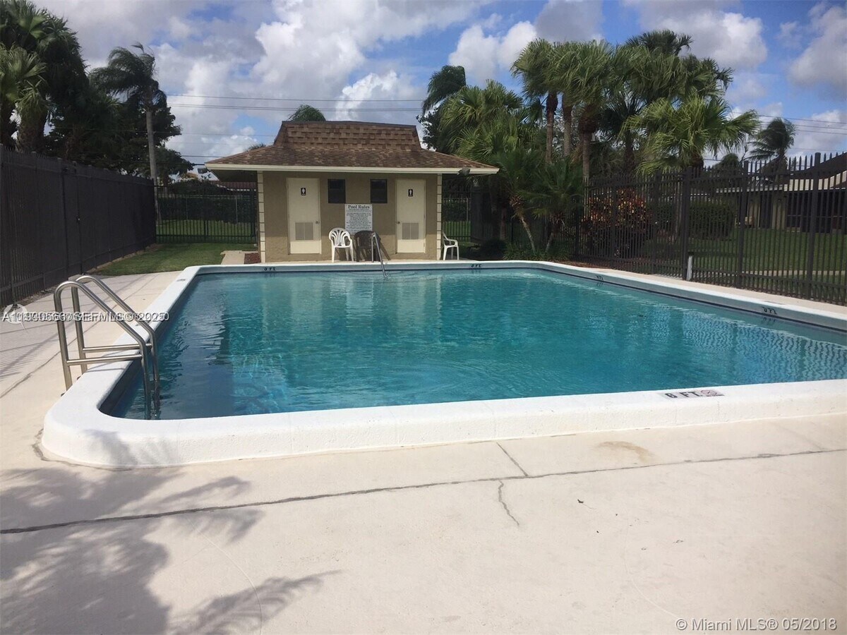 Photo - 10295 Boca Bend W