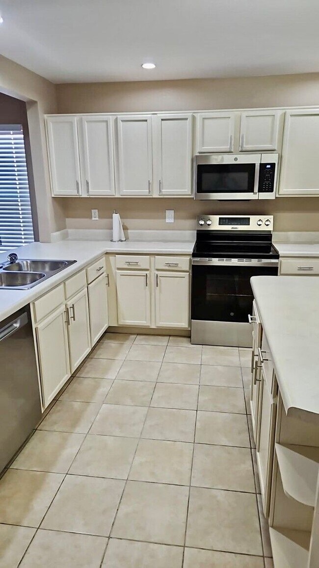 Photo - 8128 W Mission Ln