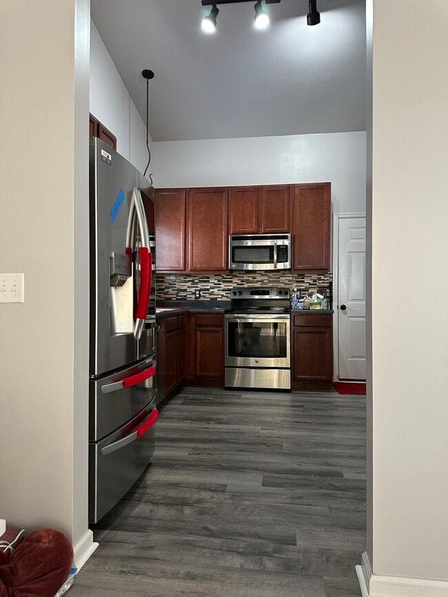 Photo - 428 Ramblewood Way