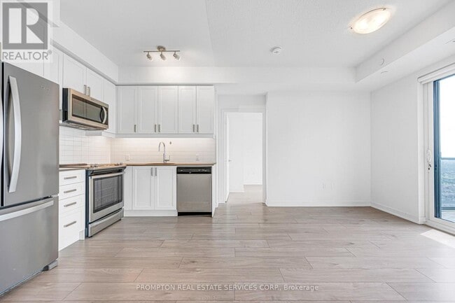 Photo - 8 Nahani Way Unit 3320