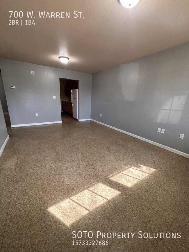 Photo - 700 Warren St