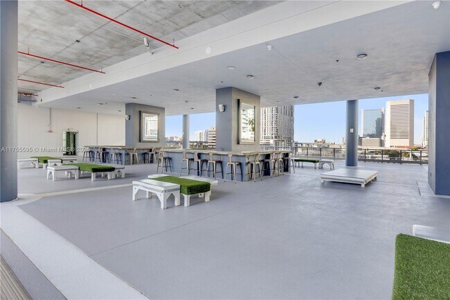 Photo - 690 SW 1st Ct