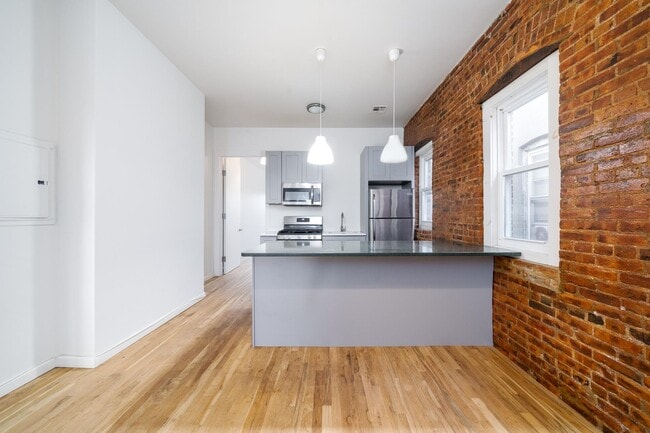 Photo - 386 Bergen Ave Unit 1R