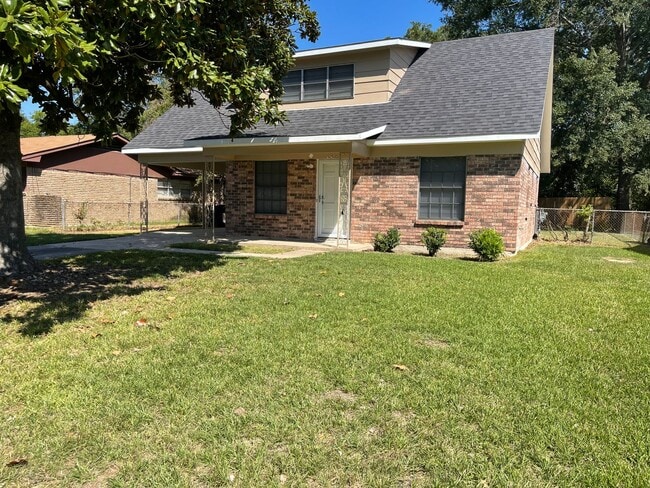 Photo - Spacious Inside & Out