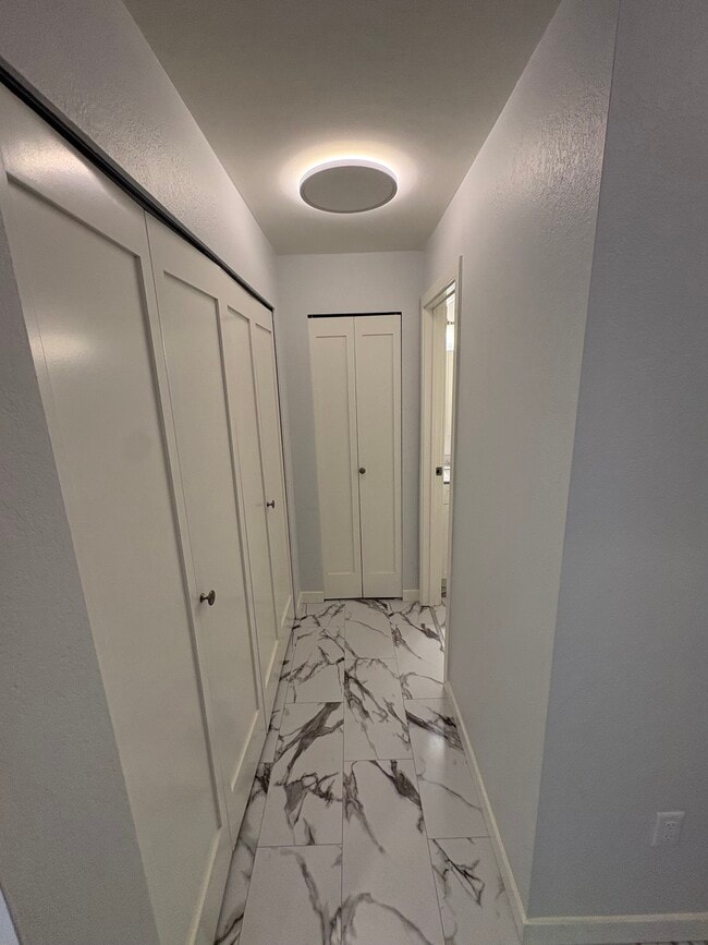 Photo - 2790 Cedar Hill Rd Unit 205