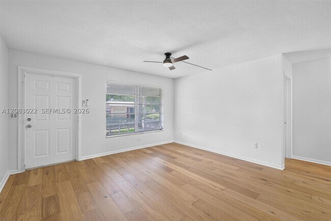 Photo - 1103 S F St