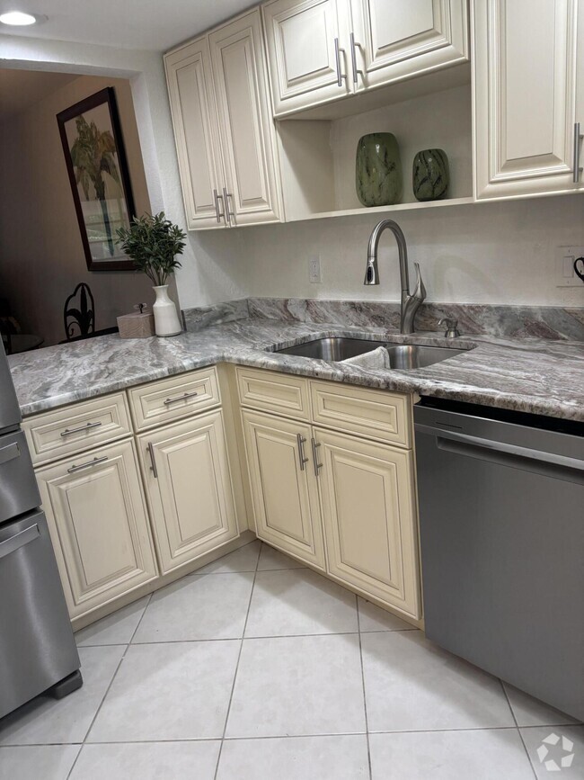 Building Photo - 1225 Carlton Ct Unit 205 Rental