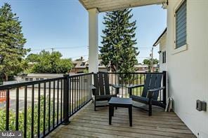 Photo - 537 S Walnut St