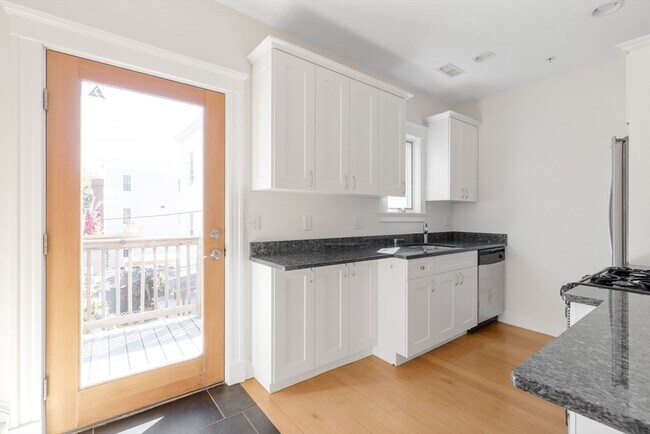 Photo - 5 Granite St Unit 2R