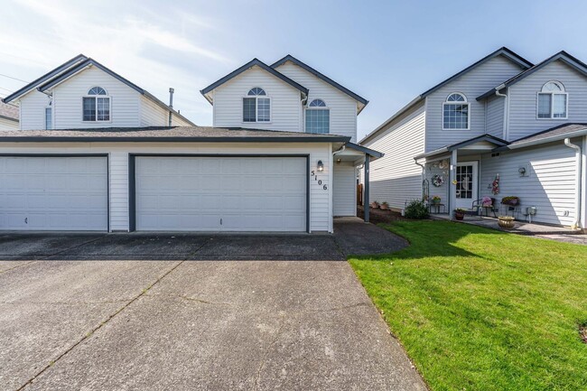 Comfortable 3-Bedroom Townhouse with A/C, ... - Comfortable 3-Bedroom Townhouse with A/C, ...