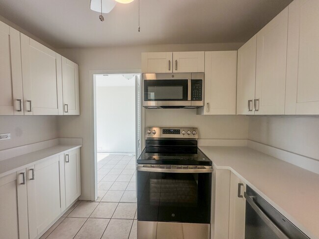 1255 N Sandburg Terrace
