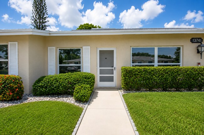 Building Photo - 13741 Flora Pl