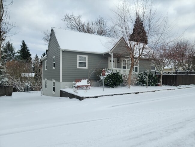 Photo - 8385 SW Avery St Unit 101