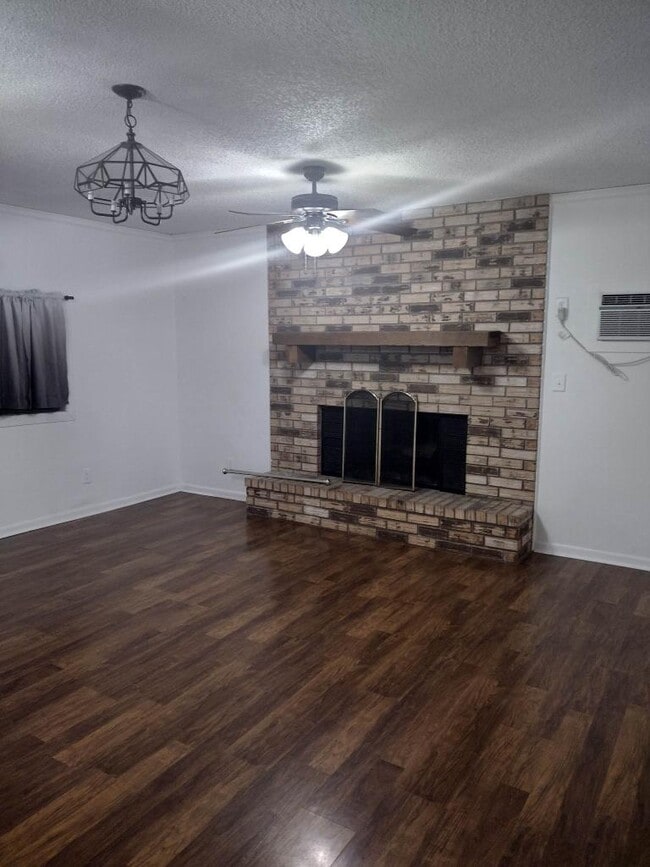 Photo - 4601 Hollandale Ave
