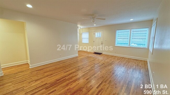 Photo - Remodeled 2 BD | 1 BA Duplex - First Edition Lake Oswego