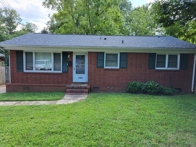 Building Photo - 2900 Hilliard Dr Rental