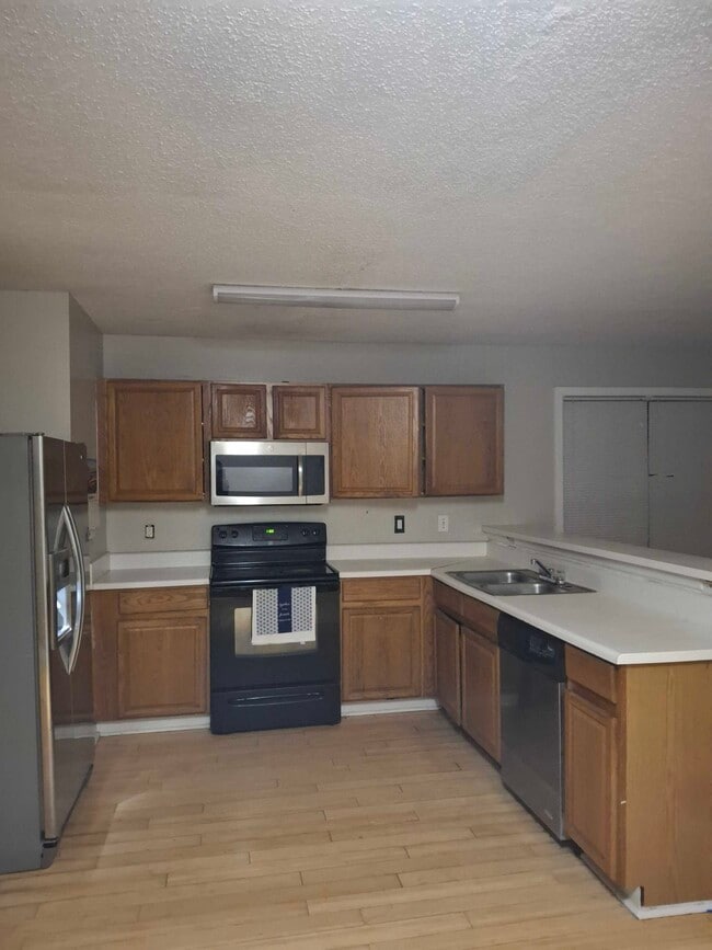 Photo - 80 Davis Mill Ct