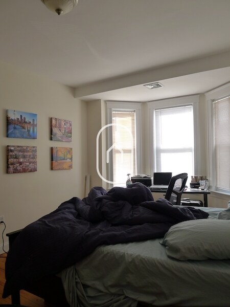Photo - 48 Hillside St
