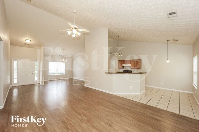 Photo - 5713 Old Carriage Dr