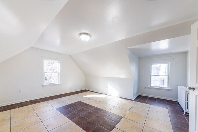 Photo - 17 Amanda St Unidad Flr 2