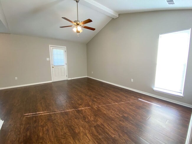 Photo - 3 bed, 2 bath in Horn Lake (ss appliances,...