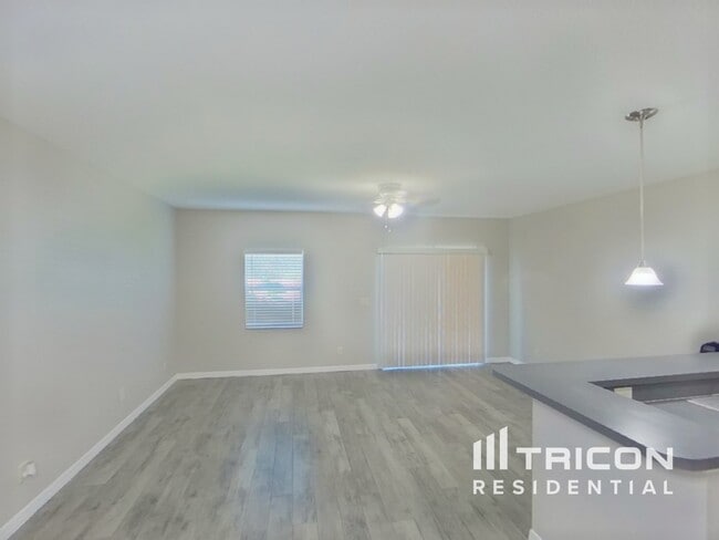 Photo - 4125 11th St E