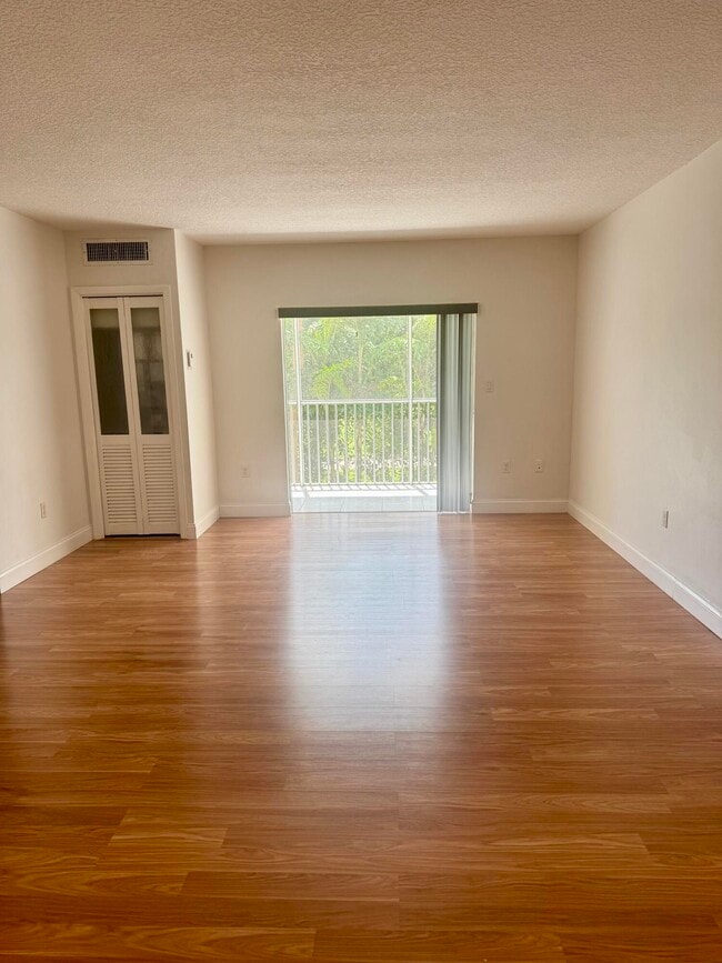 Photo - 200 E Royal Palm Rd Unit 2060