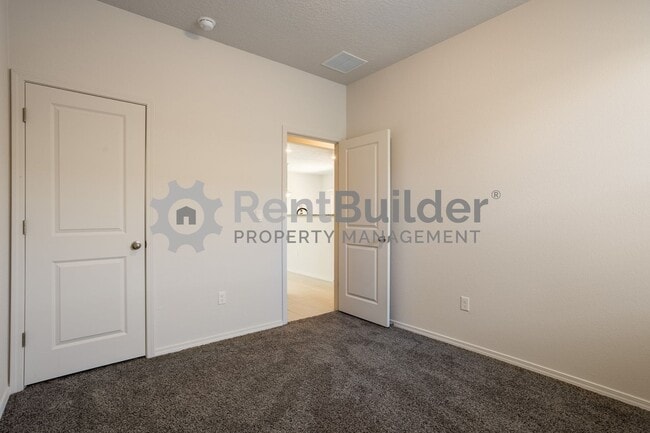 Photo - !!!ASK ABOUT OUR PRICE REDUCTION ON LONG T...