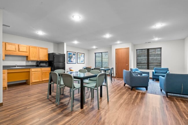 Coral North Apartments
