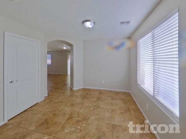 Photo - 21201 N Conlon Rd