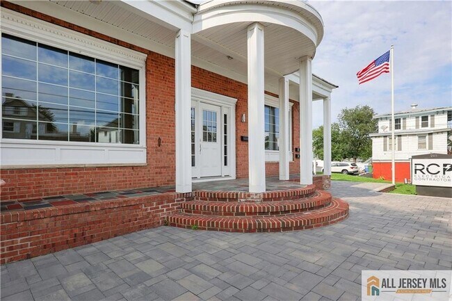 215 Washington Rd