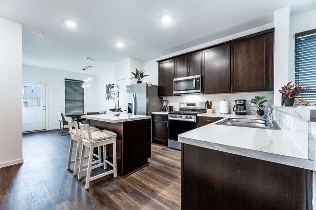 Photo - 16745 Oak Bough Dr