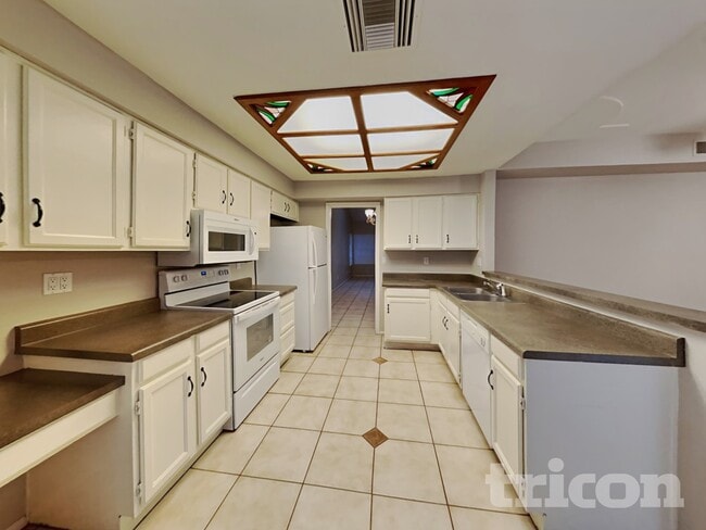 Photo - 5214 E Fountain St