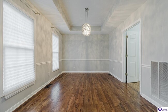 Photo - 404 Michigan Ave