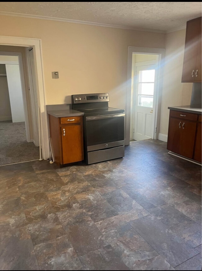 Photo - 5004 Kentucky St