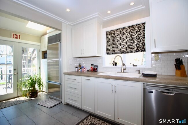 Photo - 25 Center Terrace