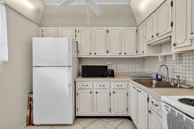 Photo - 2152 NE 1st Way Unit 205