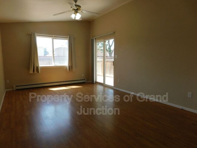 Photo - 493 Green Acres St Unit #A