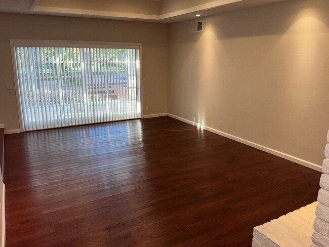 1930 Alto Ln
