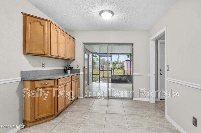 Photo - 1702 Carolina Ave