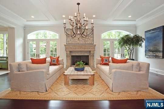 Photo - 113 Bellaire Dr