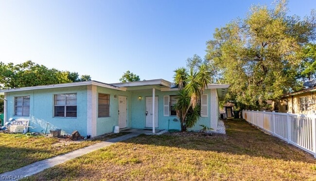 Photo - 3675 Estey Ave